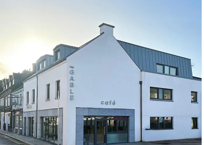 The Gable * 丁格尔